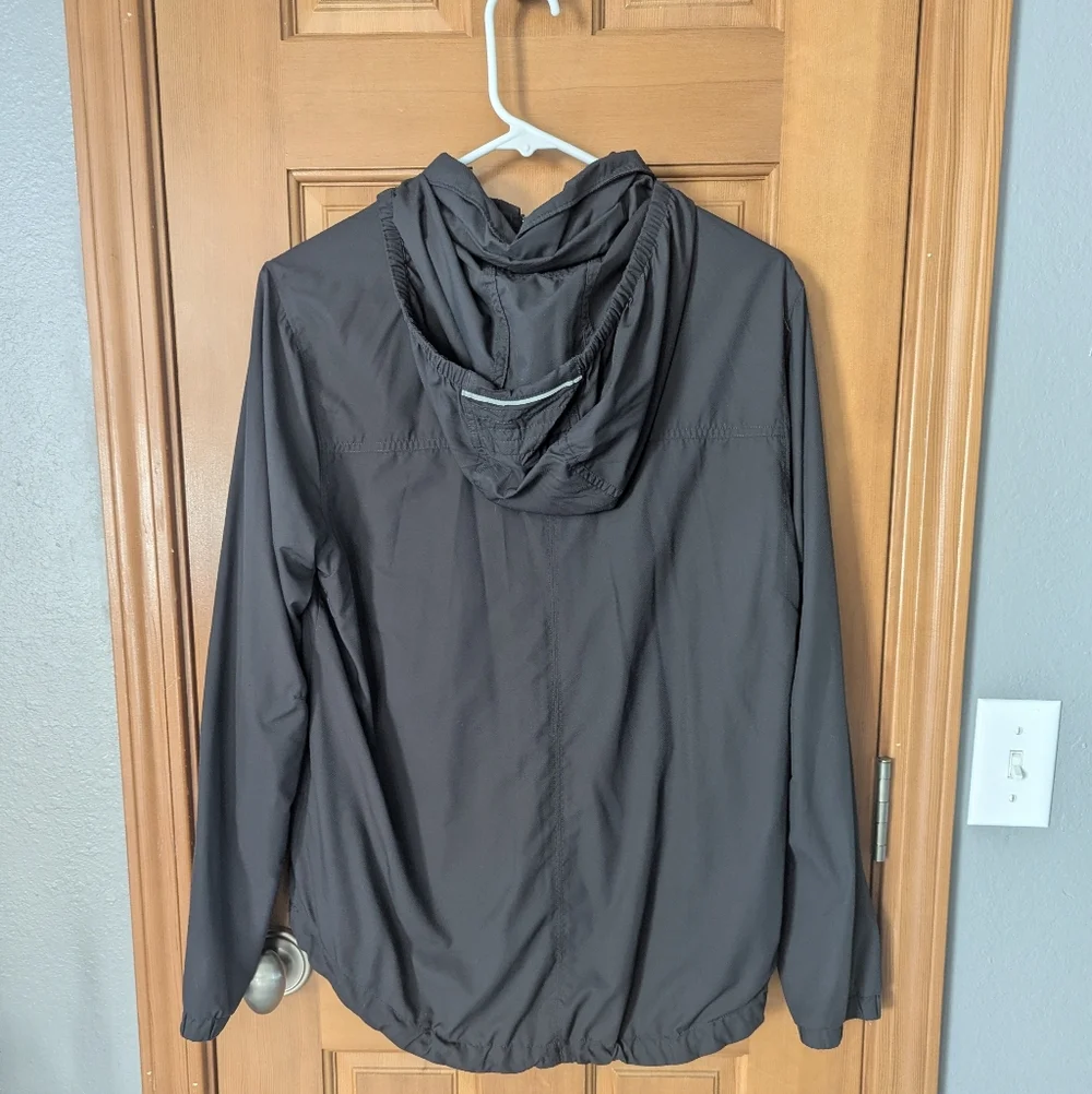 Patagonia Black Hooded Jacket - Picture 2 of 8